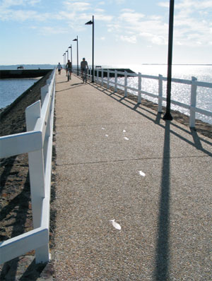 Wynnum Jetty extending into Moreton Bay